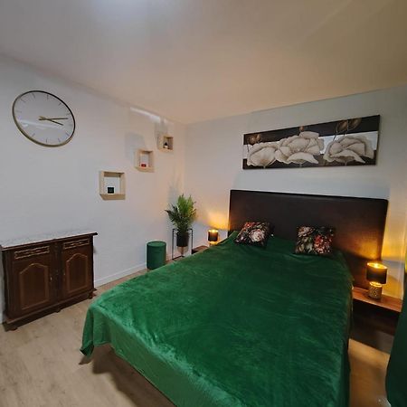 Apartment-Studio With View M&M Benidorm Bagian luar foto